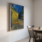 Cuadro Arte Clásico Terraza de Café de Noche – Van Gogh con marco madera vintage en comedor